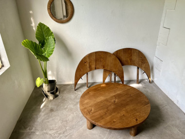Table basse ronde en chêne massif, DLG Pierre Chapo, avec ses rallonges., vue 5