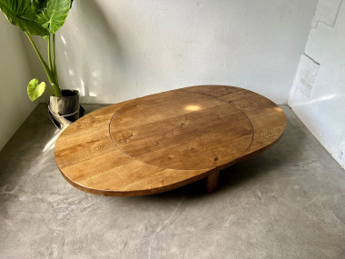 Table basse ronde en chêne massif, DLG Pierre Chapo, avec ses rallonges., vue 12