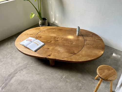 Table basse ronde en chêne massif, DLG Pierre Chapo, avec ses rallonges., vue 14