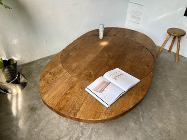 Table basse ronde en chêne massif, DLG Pierre Chapo, avec ses rallonges., vue 17