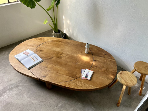 Table basse ronde en chêne massif, DLG Pierre Chapo, avec ses rallonges., vue 26