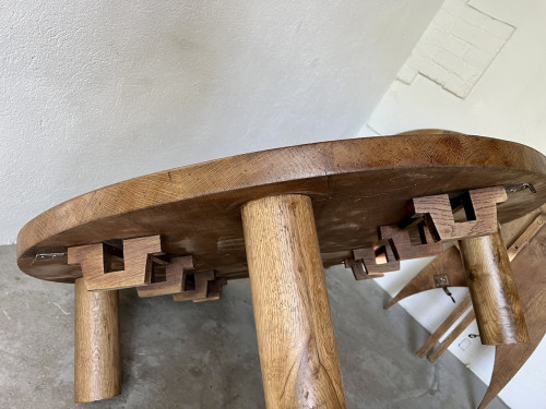 Table basse ronde en chêne massif, DLG Pierre Chapo, avec ses rallonges., vue 39