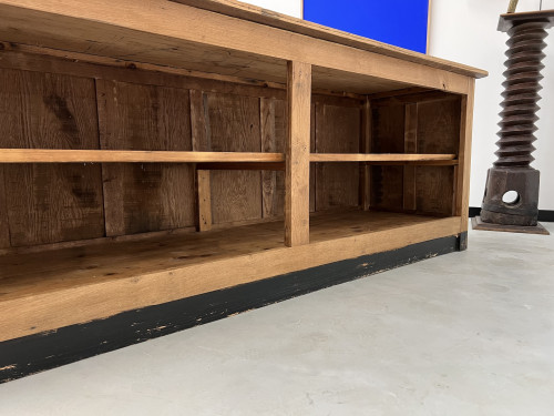 Ancien comptoir de commerce en chêne, vue 24