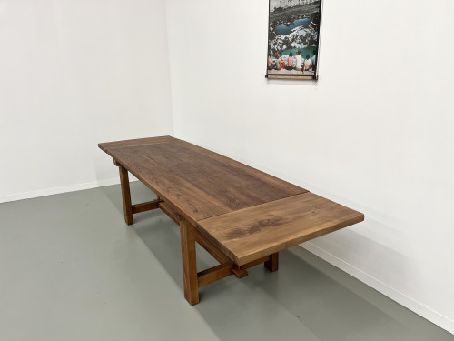 Table à manger brutaliste en orme massif, années 50, vue 16