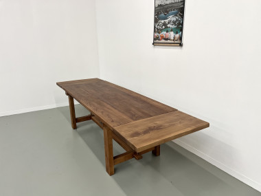 Table à manger brutaliste en orme massif, années 50, vue 16