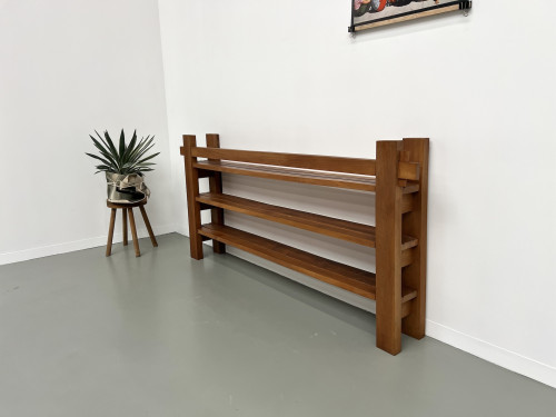 Etagère moderniste des années 70 en orme massif, vue 5