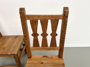 Série de 4 chaises en pin, années 70, vue 4