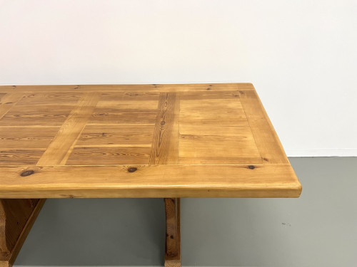 Table monastère savoyarde en pin massif, CIRCA 1970, vue 3