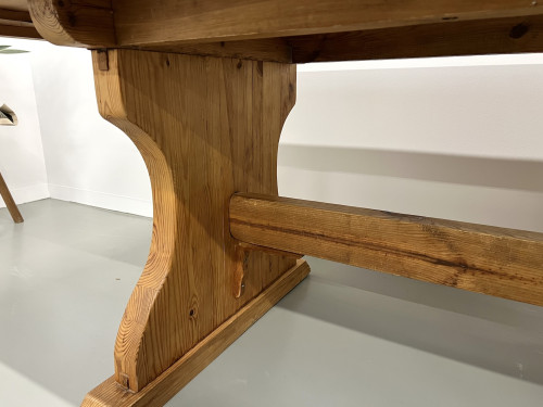 Table monastère savoyarde en pin massif, CIRCA 1970, vue 10
