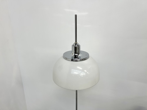 Lampadaire 'faro' par Harvey Guzzini, vue 3