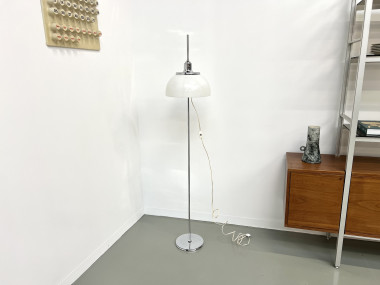 Lampadaire 'faro' par Harvey Guzzini, vue 6