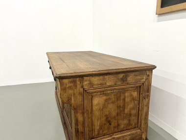 Comptoir de commerce des années 1900, vue 35