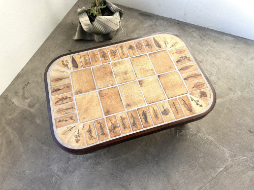 Table basse Roger Capron, modèle "Herbiers", vue 3