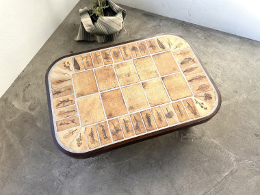 Table basse Roger Capron, modèle "Herbiers", vue 3