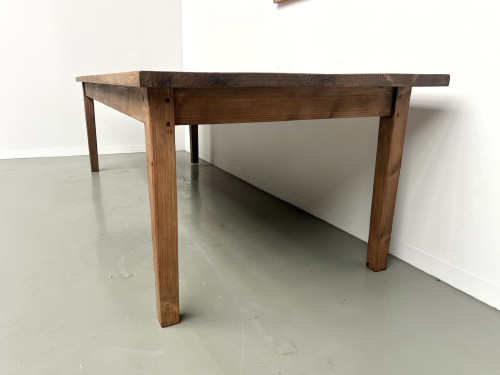Très grande table de ferme en pin aux pieds fuseaux, vue 13