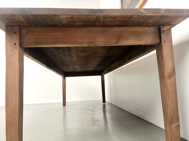 Très grande table de ferme en pin aux pieds fuseaux, vue 14
