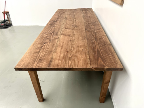 Très grande table de ferme en pin aux pieds fuseaux, vue 15