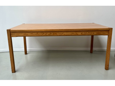 Table à manger Ilmari Tapiovaara, vue 2