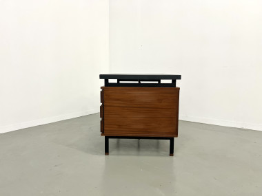 Bureau Pierre Guariche en teck et acier laqué., vue 24
