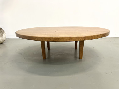 Table basse circulaire en chêne massif, vue 4
