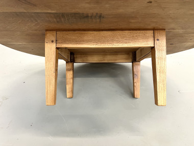 Table basse circulaire en chêne massif, vue 9