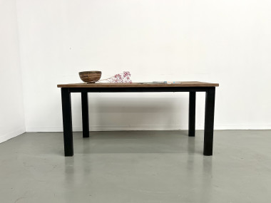Table à manger années 70 piétement métal, vue 3