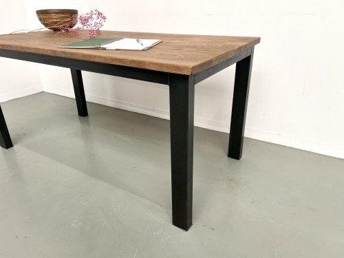 Table à manger années 70 piétement métal, vue 7