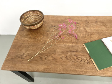 Table à manger années 70 piétement métal, vue 13
