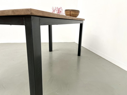 Table à manger années 70 piétement métal, vue 16