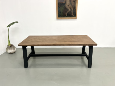 Table à manger moderne en chêne massif, vue 4