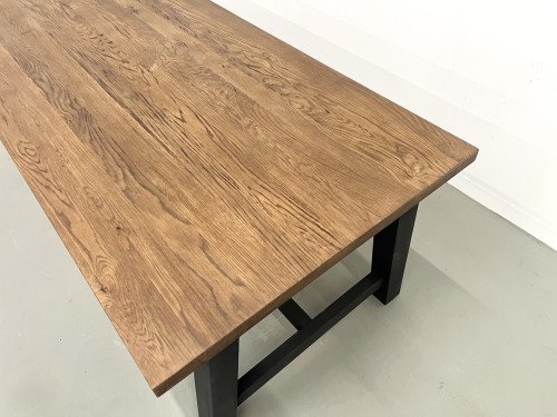 Table à manger moderne en chêne massif, vue 8