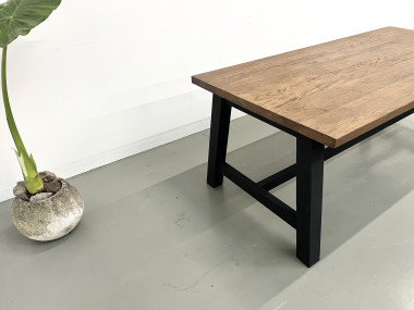 Table à manger moderne en chêne massif, vue 13