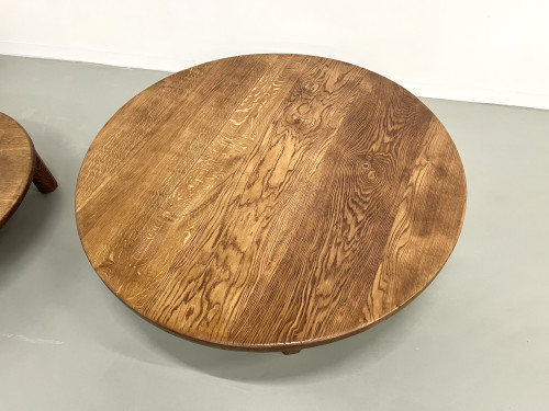 Duo de grandes tables basses modernistes tripodes, vue 8