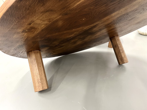 Duo de grandes tables basses modernistes tripodes, vue 16