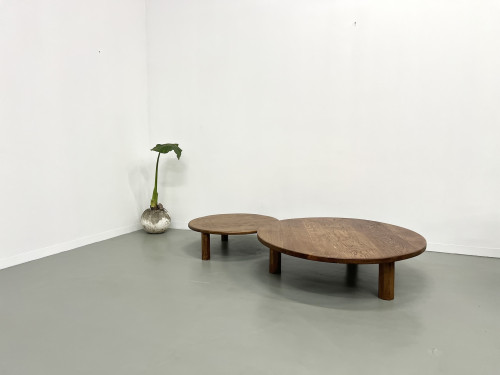 Duo de grandes tables basses modernistes tripodes, vue 24