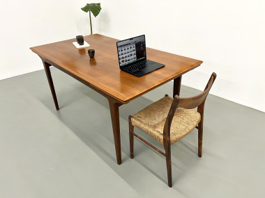 Table à manger scandinave en teck, à rallonges, vue 8