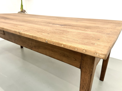 Table de ferme en chêne et cerisier massif, vue 11