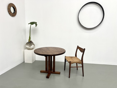 Table en pin ronde "occasionnelle" Les Arcs, vue 1