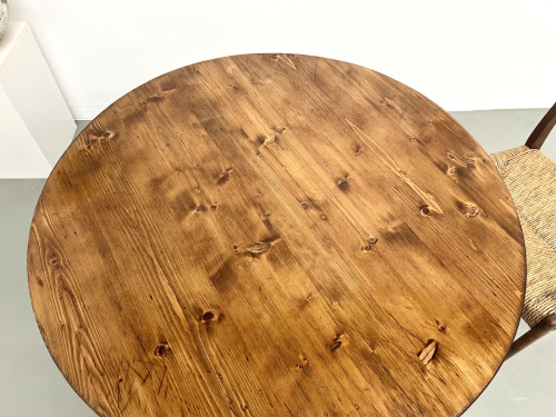 Table en pin ronde "occasionnelle" Les Arcs, vue 7
