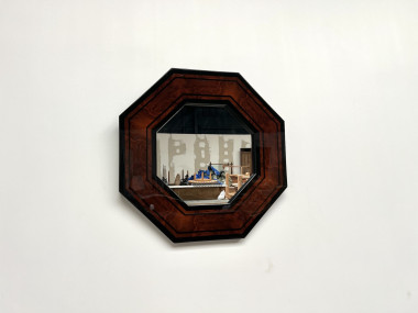 Miroir octogonal en bois par Jean-Claude Mahey, vue 11