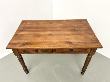 Bureau en pin aux pieds tournés, années 1900, vue 2