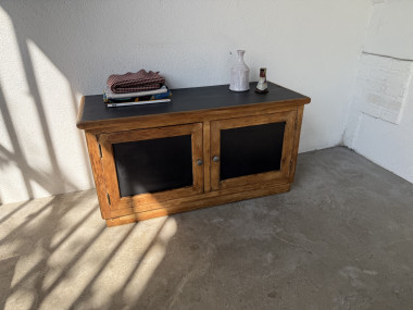 Petit meuble de rangement en pin à 2 portes, vue 6