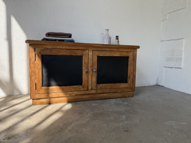 Petit meuble de rangement en pin à 2 portes, vue 7