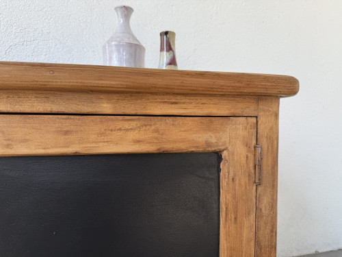 Petit meuble de rangement en pin à 2 portes, vue 16