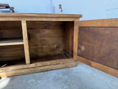 Petit meuble de rangement en pin à 2 portes, vue 21