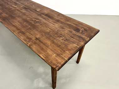 Grande table de ferme en pin massif aux pieds fuseaux, vue 26