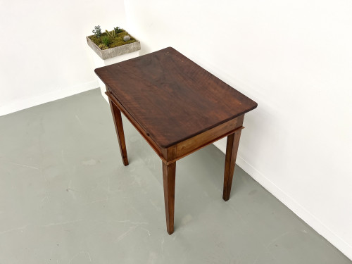 Petit bureau en noyer 1900, vue 10