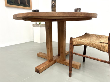 Table en pin ronde "Les Arcs - 1970", vue 5