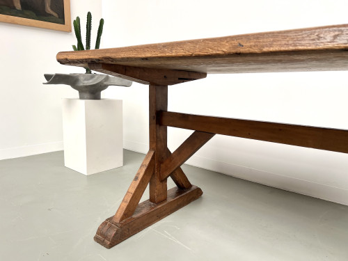 Table brutaliste en chêne du XIXème, vue 4