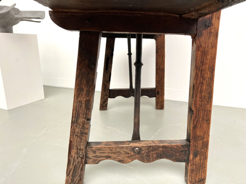 Petit banc brutaliste en chêne du XIXème, vue 16